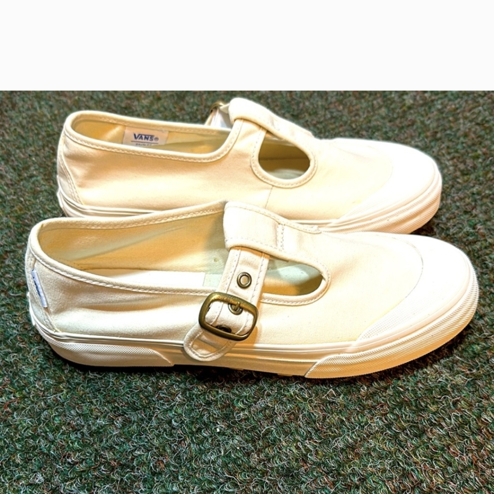 Vans Size 9 Womens Style 93 DX Off White Mary Jane Shoes Low Top Buckle